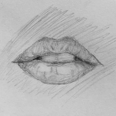 Рисунки карандашом губы - 57 фото