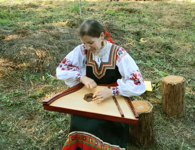 Гусли приносят в дом счастье - народный музыкальный инструмент - купить  настоящие гусли можно здесь - YouTube