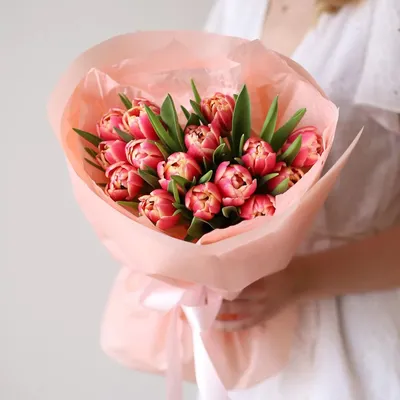 25 ярких лиловых тюльпанов | доставка по Москве и области