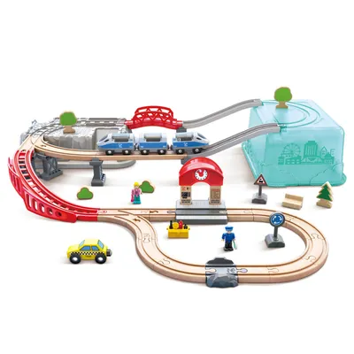 Железная дорога “Город” – Hape игрушки