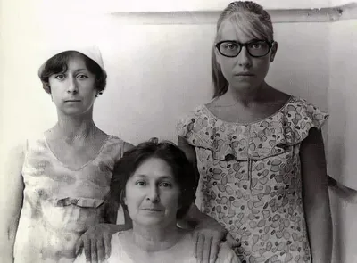 Инна Чурикова: нежность и грация на фотографиях