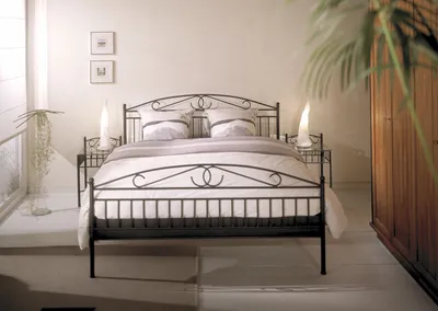 Кованые кровати в интерьере - фото необычного дизайна кованных кроватей