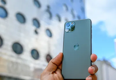 iPhone 11 Pro Max review: salvaged by epic battery life | iPhone | The  Guardian