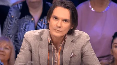 Критик Соседов оценил желание певца Сташевского давать интервью за деньги -  Рамблер/новости