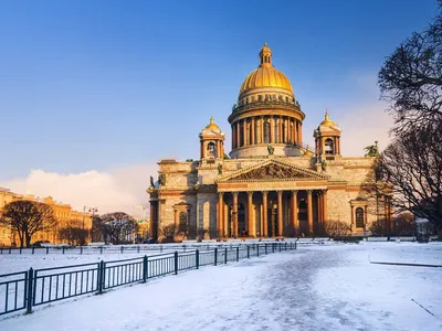 Зимний вид Исаакиевского собора в Санкт-Петербурге стоковое фото ©deb-37  165095142