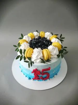 Юбилейный торт | Instagram