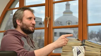 Предмет гордости поклонников: собрание фото Юрия Быкова