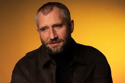 Изображения Юрия Быкова: выберите удобный размер и формат