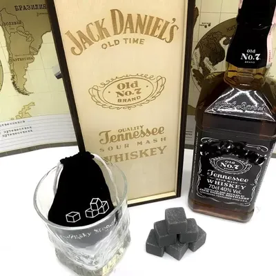 Скачать обои \"Jack Daniels\" на телефон в высоком качестве, вертикальные  картинки \"Jack Daniels\" бесплатно