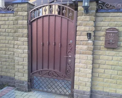 Заказать калитку для рольворот в Компании Защита