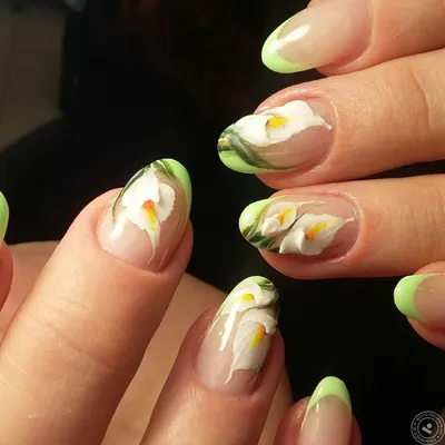 Цветы на ногтях: дизайн ногтей с каллами