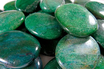 Авантюрин — магические свойства камня, кому подходит авантюрин по знаку  зодиака