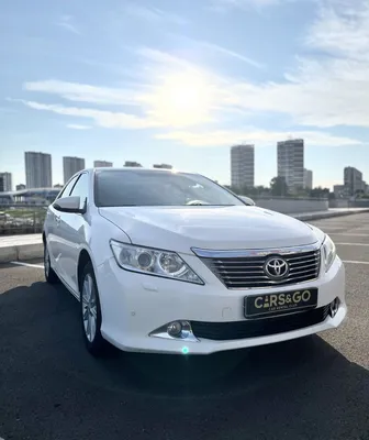 Аренда Toyota Camry 50 Белый в Красноярске без водителя