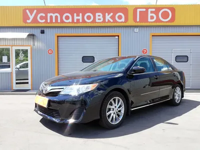 Аренда Toyota Camry 50 Белый в Красноярске без водителя