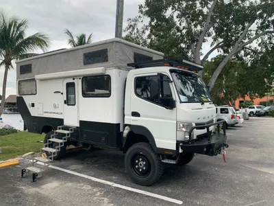 The Mitsubishi Fuso Canter turns 60 years old | Japanese Nostalgic Car