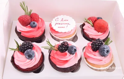 Капкейки любимой маме - Торты на заказ CakeMosCake