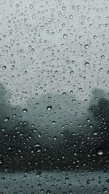 Фонарь и капли дождя на стекле - Изумительное сочетание эффектов