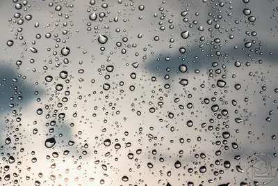 Капли дождя на стекле - Изображения, придающие особый шарм