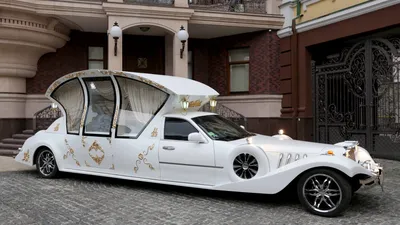 Лимузин-карета | Заказать лимузин-карету в Москве | Фото и цены