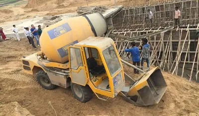 File:CARMIX 3.5 TT selfloading concrete mixer at Construct Expo Utilaje  2010 (other angle).JPG - Wikipedia