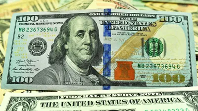 Банкноты 100 долларов США · Бесплатные стоковые фото