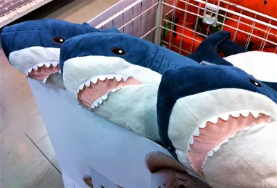 Мягкая игрушка подушка акула IKEA BLAHAJ 49см купить в Украине - Цена  348грн. Киев Одесса - Grey