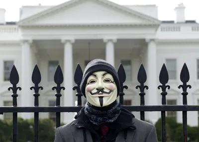 маска Анонима Guy Fawkes Anonymous V for Vendetta Anonymous - Sikumi.lv.  Идеи для подарков