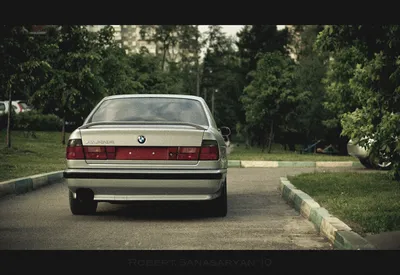 В Болгарии нашли партию новеньких BMW E34