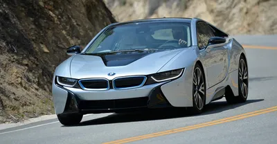 BMW / i8 | CARZY