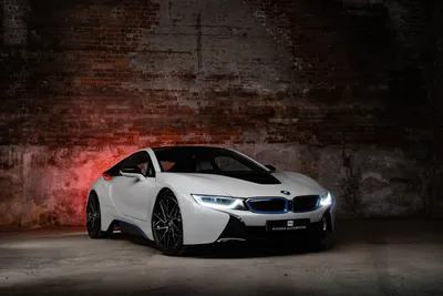 How to Charge the BMW i8