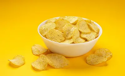 Чипсы Lays из печи нежный сыр с зеленью, 85г...