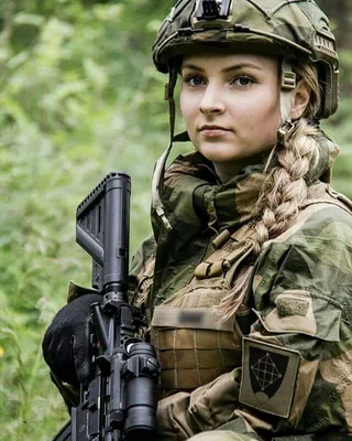 Девушки ВСУ - В сети опубликовали фото красавиц из украинской армии -  Апостроф