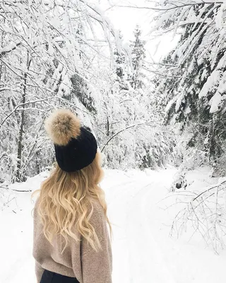 Картинки девушки со спины зимой фотографии