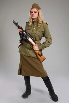 фотосессия девушка в военной форме |