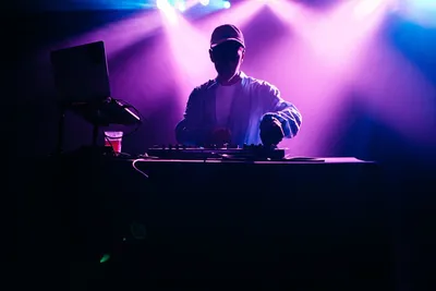 DJ System On Hire Online In Mumbai For Party, Wedding - JesVenues