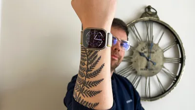 Apple Watch Series 8 Review (2023)