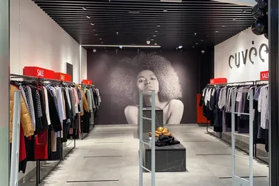 Магазин женской одежды MARINA в торгово-развлекательном комплексе «Кварц»