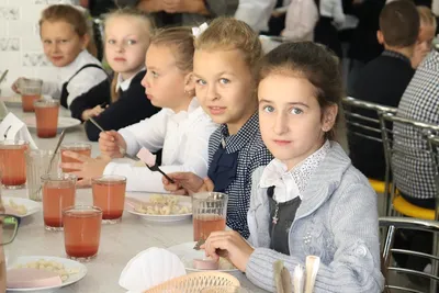 Столовая комсомольской школы признана лучшей в крае — Новости Хабаровска