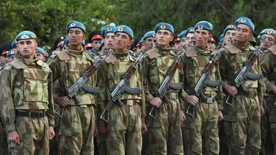 Встреча с выпускниками военных вузов • Президент России