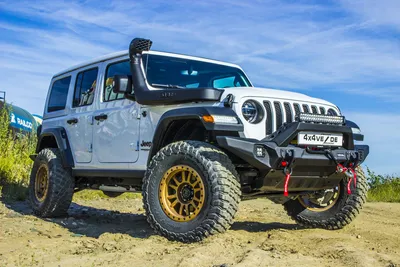 Старовер среди джипов. Что за зверь свежий рамный Ford Bronco?