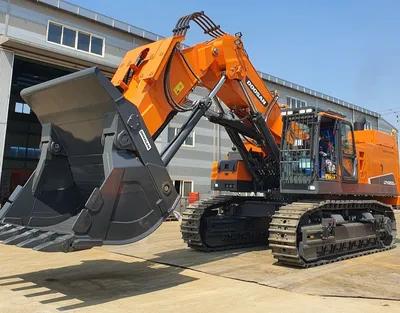 Купить новый гусеничный экскаватор JCB JS 205NLC (ГАБАРИТНЫЙ), видео обзор,  технические характеристики, Джисиби JS 205NLC (ГАБАРИТНЫЙ) || АО \"ЛОНМАДИ\"  и АО \"КВИНТМАДИ\"