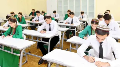 Более 24 тысяч девятиклассников сдают экзамен по иностранному языку в  Москве — Школа.Москва