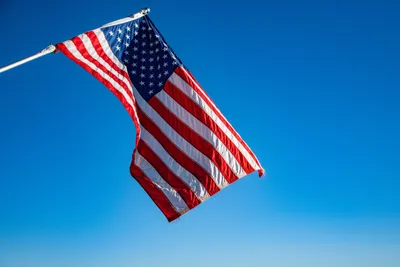 Флаг Америки из бисера параллельным плетением / How to weave a US flag from  beads - YouTube