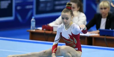 Кустова завоевала золото на бревне на соревнованиях гимнасток в рамках  Спартакиады
