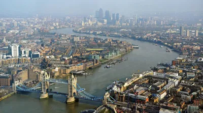 Ландшафт Лондона, город Лондона, ландшафт Лондона, черепок город London  Черепок, Лондон Стоковое Фото - изображение насчитывающей европа,  самомоднейше: 114591504