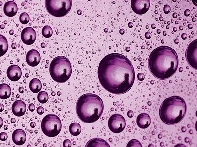 капли воды на полу. вода, пролитая чистыми капельками. общая иллюстрация  Иллюстрация штока - иллюстрации насчитывающей очищенность, отражение:  280111644