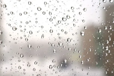 Капли воды замерзают пространстве и …» — создано в Шедевруме
