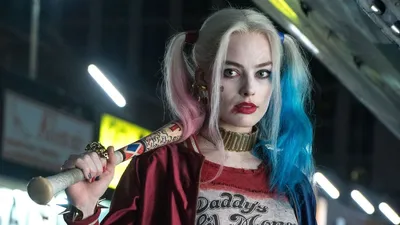 Margot Robbie talks about passing Harley Quinn to other actors | Batman News