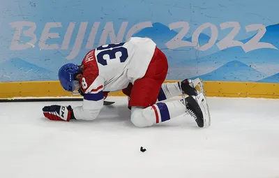 Хоккей России исполняет мечты: Егор Ермухин потренировался со сборной « России 25»