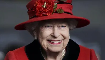 Королева Елизавета. Королева Англии. Родилась 21 апреля 1926, Лондон,  Великобритания. Когда день рождения королевы Англии. Коронация Королевы  Елизаветы. 2 июня 1953 года. Фото. Фотография. Портрет Королевы Англии.  Биография. Краткая биография королевы ...